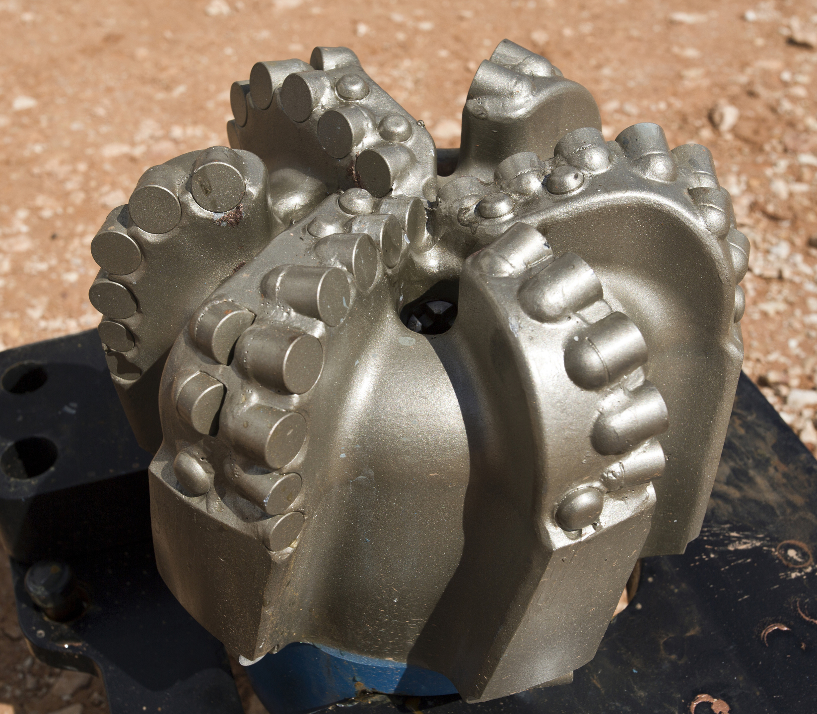 Features of Steel PDC Bit